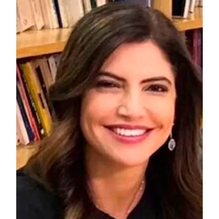 Luciana Nunes Freire