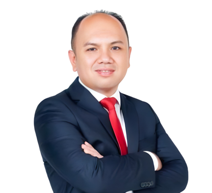 Max Akira Senda de Brito