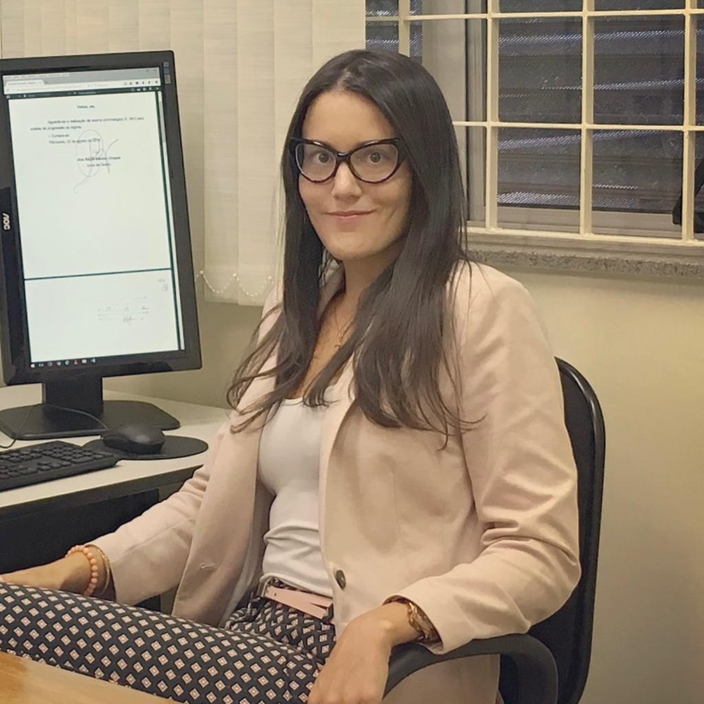 Monique Mosca Gonçalves