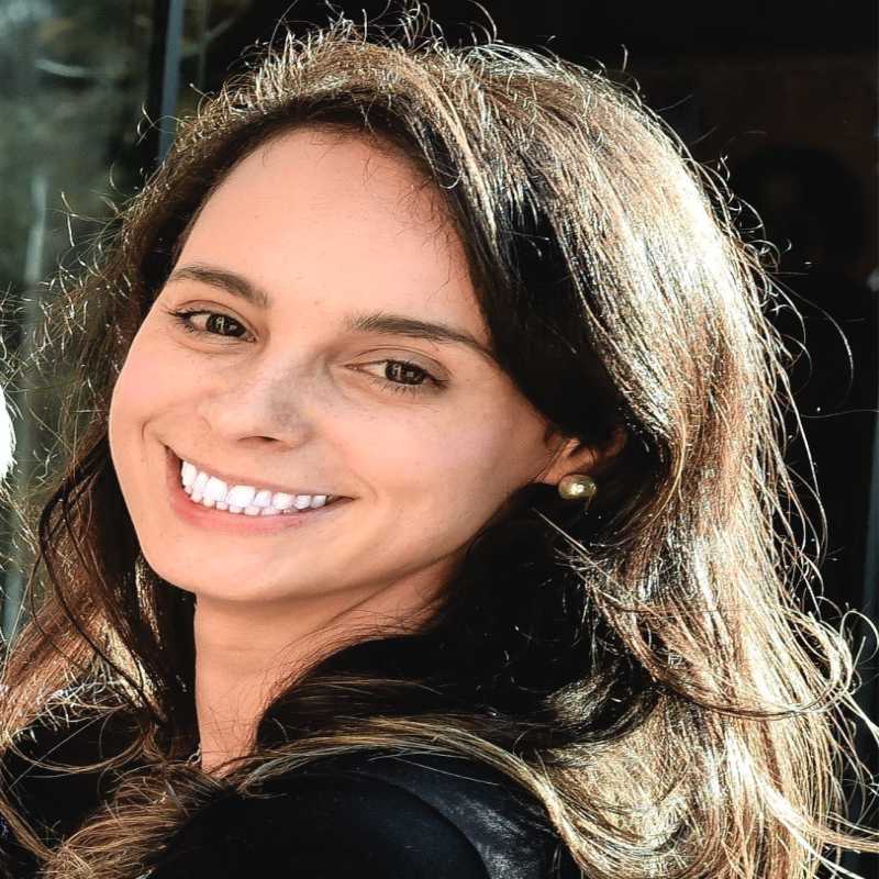 Paula Caroline Meira Rocha
