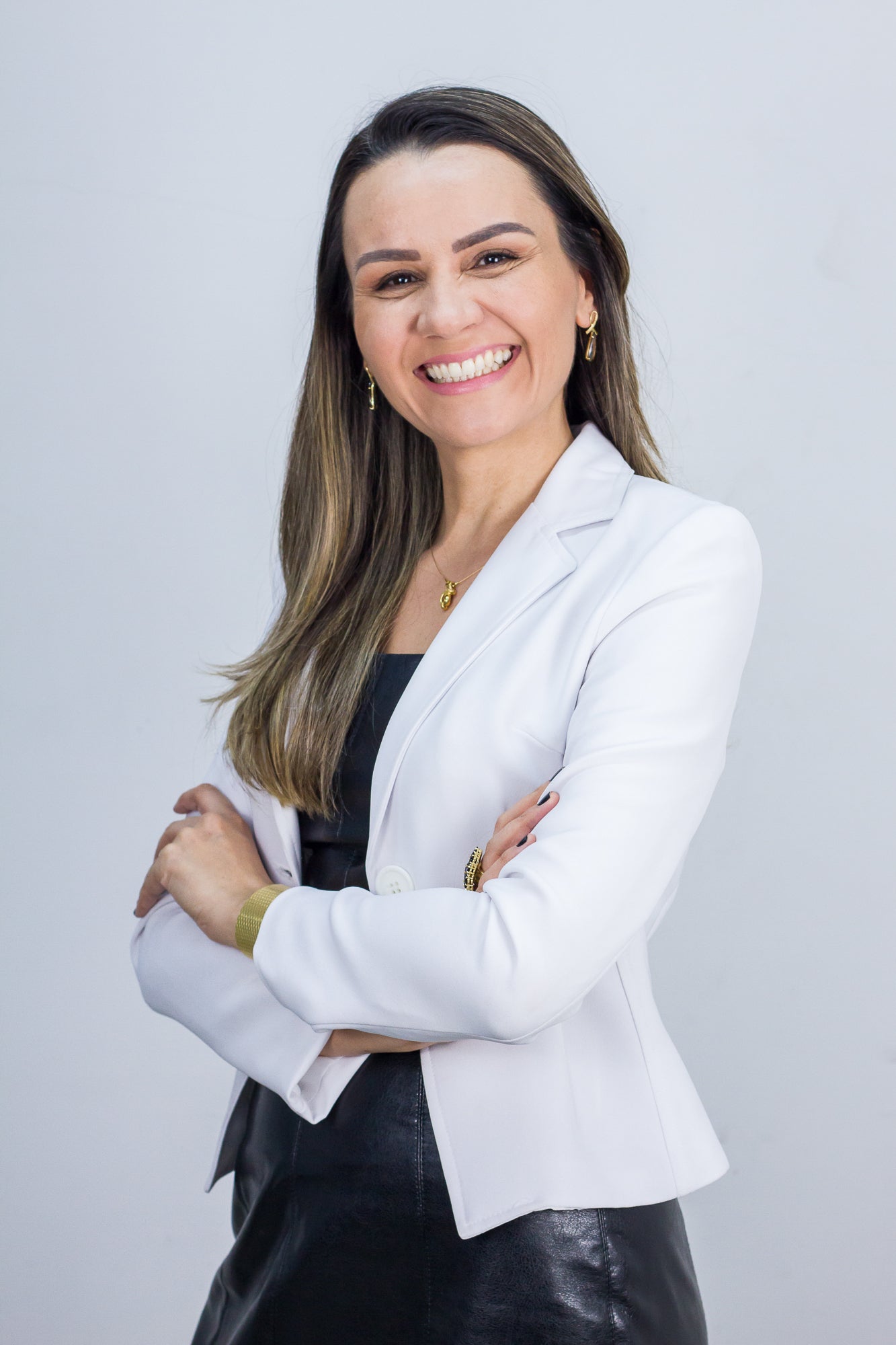 CAROLINA R. DINIZ